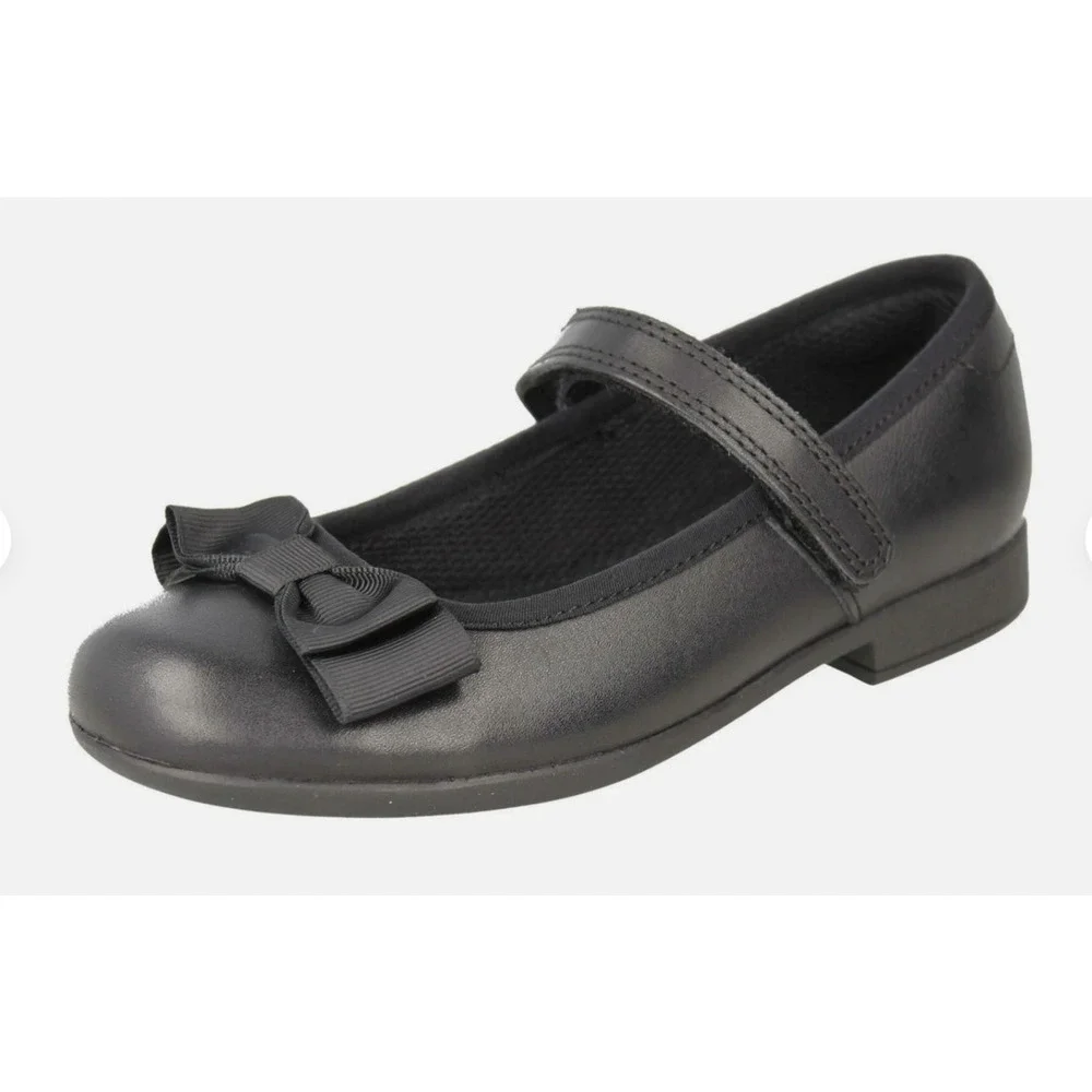 GIRLS CLARKS SCALA TAP K HOOK AND LOOP LOW HEEL LEATHER SMART SCHOOL SHOES